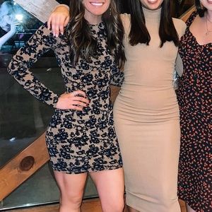 Navy lace dress longsleeve! Stretchy! Comfortable!